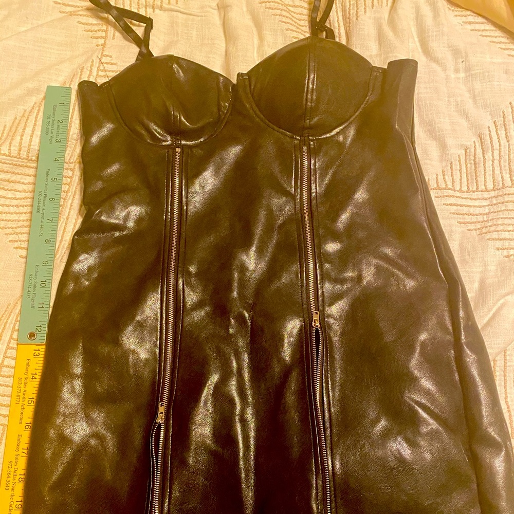 Black very sexy dress!!